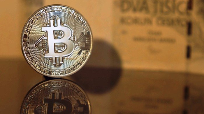Dalam 1 Jam, Nilai Bitcoin Menukik Tajam