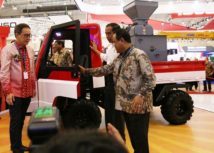 Presiden Joko Widodo Luncurkan Alat Mekanis Multiguna Pedesaan di GIIAS 2018