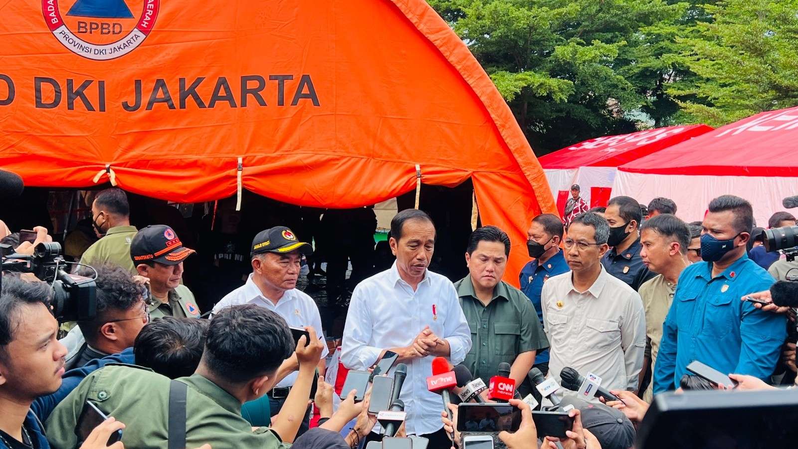 Pemprov DKI Jakarta Gelar Pos Pengungsian Korban Depo Pertamina Plumpang