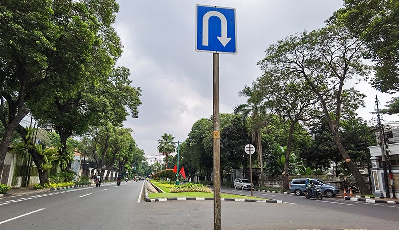 Pemprov DKI Tutup 27 Titik U-Turn Demi Kurangi Kemacetan Jakarta