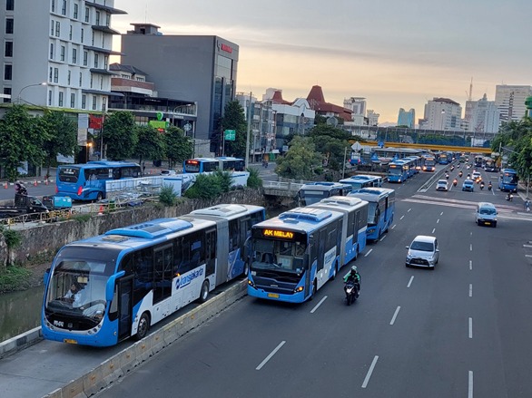 Transjakarta Ugal-Ugalan, Dishub DKI Jakarta Beri Komentar