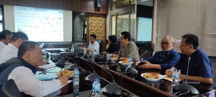 Usulkan Perbaikan Jalan, Dewan TJ Fasilitasi Audiensi Forum RW Puri Kartika Ke PUPR