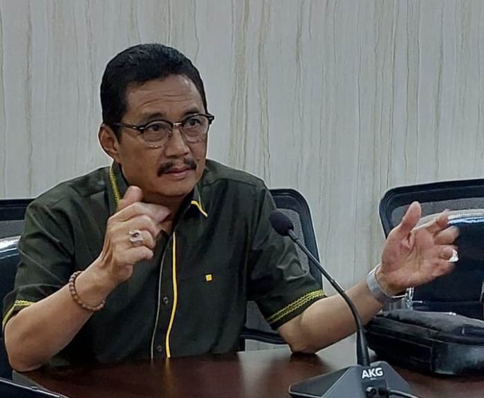Anggota DPRD Kota Tangerang Tasril Jamal Tunjukkan Ketidaktertarikan Pada Bank Banten